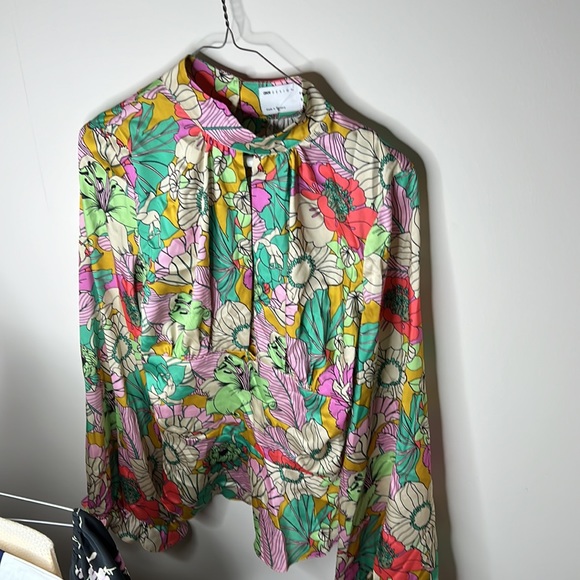 Nordstrom women blouse - Picture 3 of 6